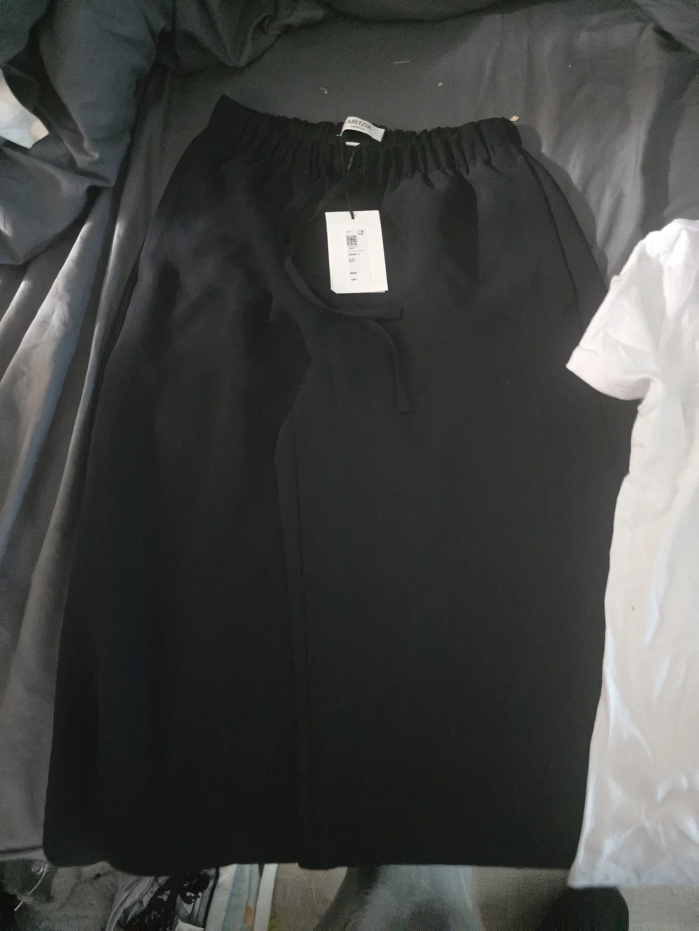 Aritizia Pants